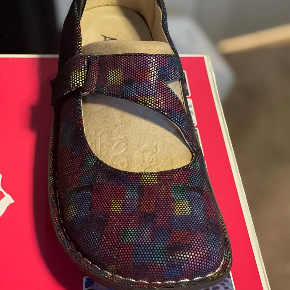 Clogs